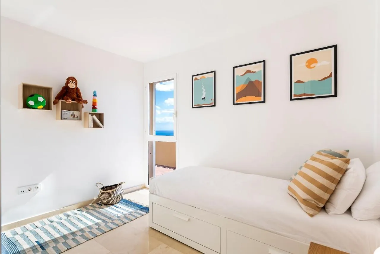 Villa With Private Pool And Workspace Candelaria