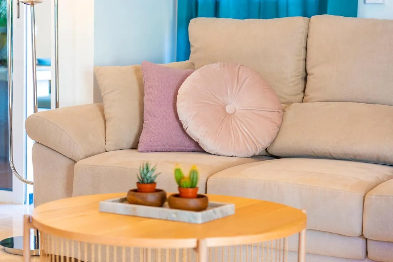 Villa With Private Pool And Workspace Candelaria
