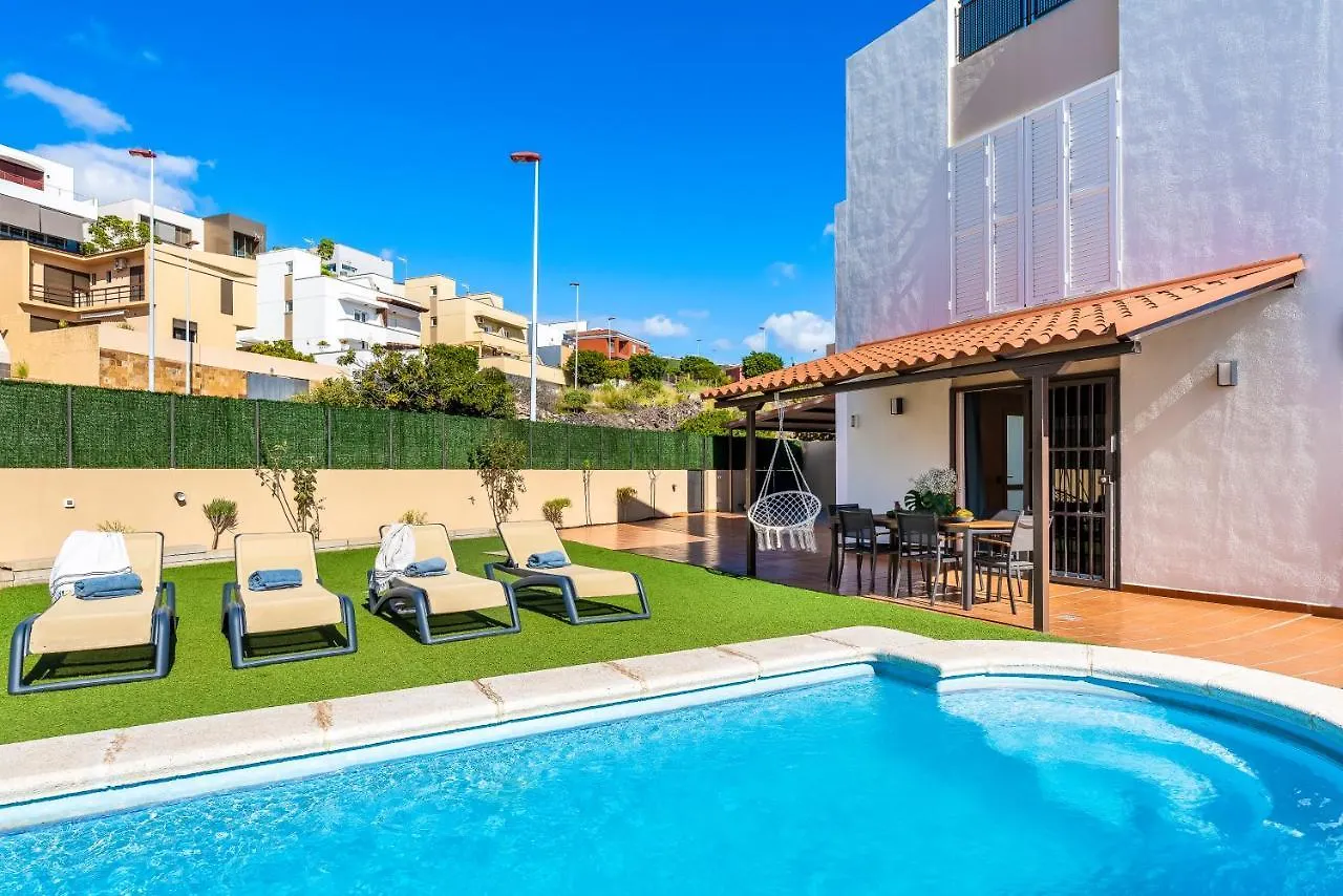 Villa With Private Pool And Workspace Candelaria